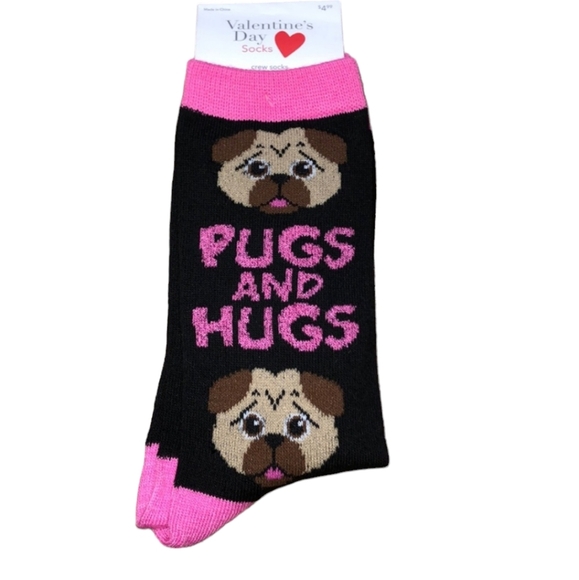 Valentines Day NWT pugs and hugs socks size 4-10 - Picture 1 of 3